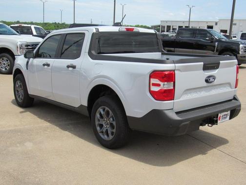 White Metallic 2025 Ford Maverick XLT