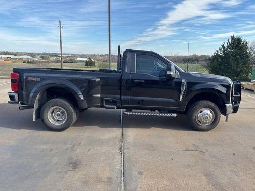 2025 Ford F-350 XLT DRW