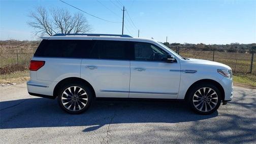 2019 Lincoln Navigator Select