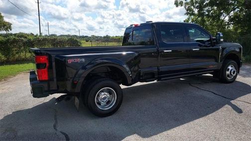 2024 Ford F-350 Platinum