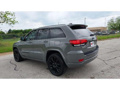 2022 Jeep Grand Cherokee WK Laredo