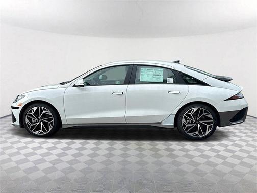 2025 Hyundai IONIQ 6 SEL