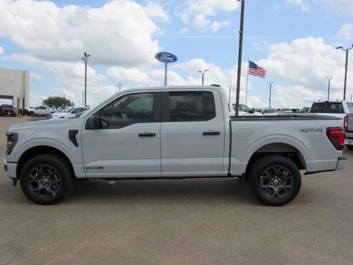 Avalanche 2026 Ford F-150 STX