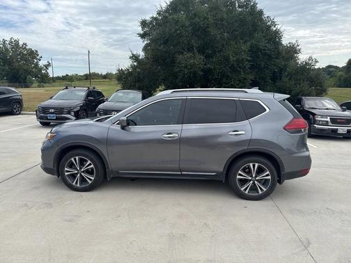 2017 Nissan Rogue SL