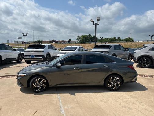 2024 Hyundai ELANTRA HEV Limited