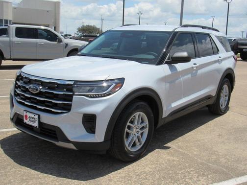 White 2026 Ford Explorer Active