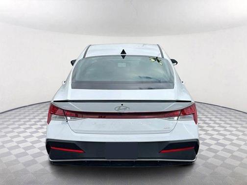 2025 Hyundai ELANTRA HEV SEL Sport