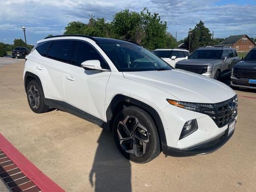 White Pearl 2024 Hyundai TUCSON Limited