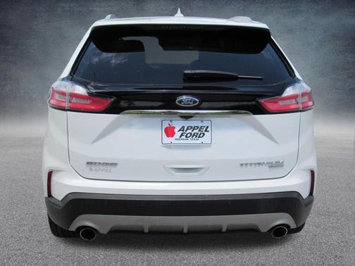 White Metallic 2020 Ford Edge Titanium