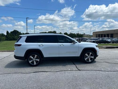 Bright White Clearcoat 2021 Jeep Grand Cherokee L Limited