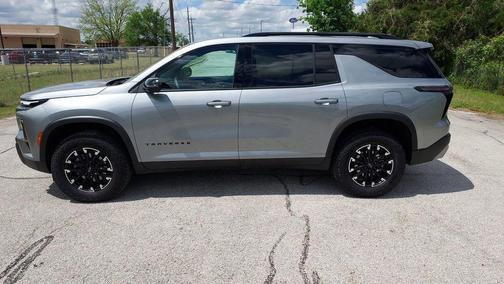 Sterling Gray Metallic 2025 Chevrolet Traverse Z71