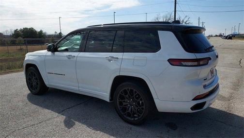 2023 Jeep Grand Cherokee L Summit