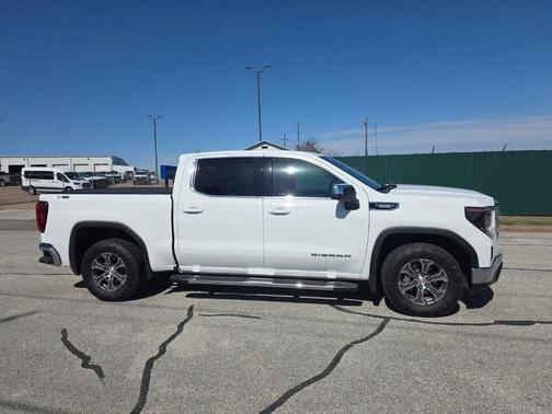 2023 GMC Sierra 1500 SLE