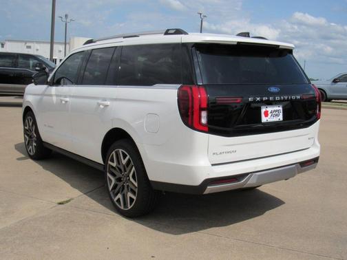 White Metallic 2026 Ford Expedition Platinum