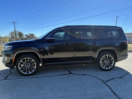 2022 Jeep Wagoneer Series III