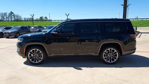 Diamond Black 2022 Jeep Wagoneer Series III