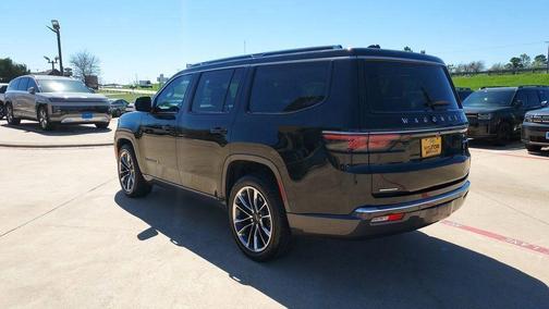 Diamond Black 2022 Jeep Wagoneer Series III