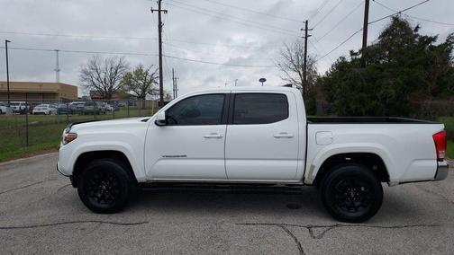 2017 Toyota Tacoma SR5