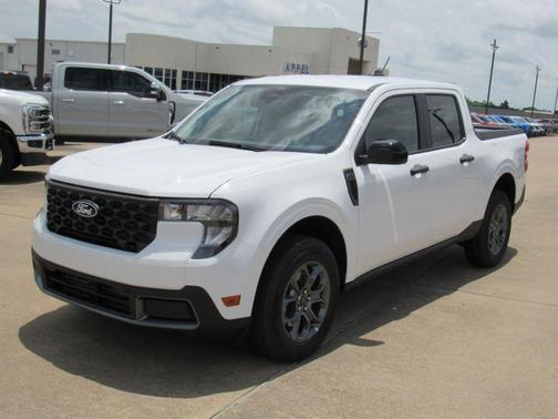 Oxford White 2026 Ford Maverick XLT