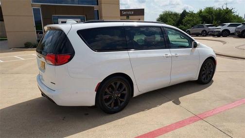 2019 Chrysler Pacifica Limited
