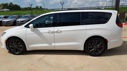 2019 Chrysler Pacifica Limited
