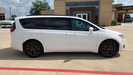 2019 Chrysler Pacifica Limited