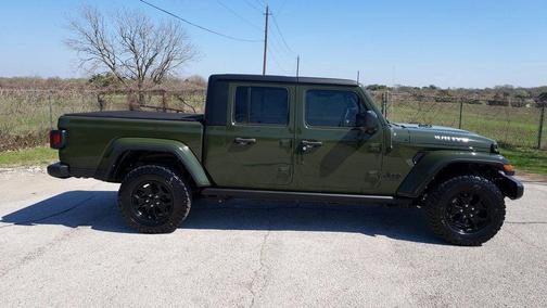 2023 Jeep Gladiator Sport