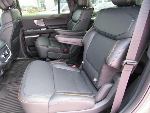 Gray 2026 Ford Expedition Tremor