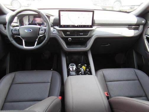 Black Metallic 2026 Ford Explorer Platinum