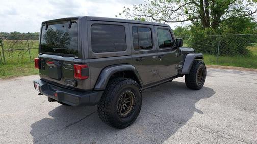 Granite Crystal Clearcoat Metallic 2018 Jeep Wrangler Unlimited Sahara