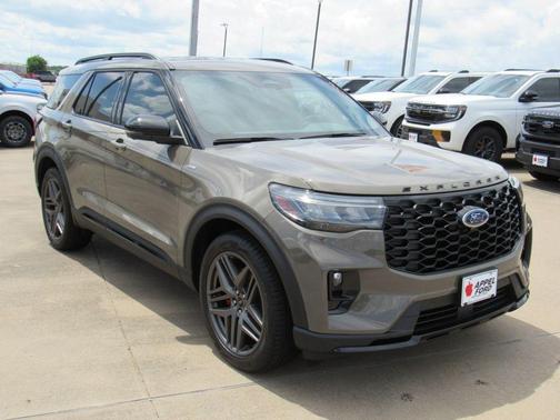 Gray 2026 Ford Explorer ST-Line
