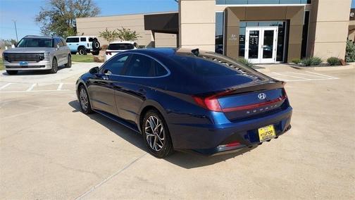 2021 Hyundai SONATA SEL