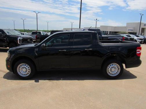Shadow 2026 Ford Maverick XL