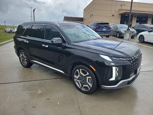 Black 2023 Hyundai PALISADE Limited
