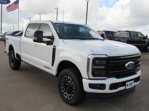White Metallic 2026 Ford F-250 Platinum