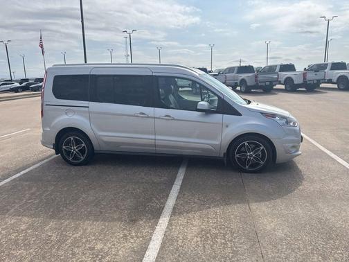 2017 Ford Transit Connect Titanium