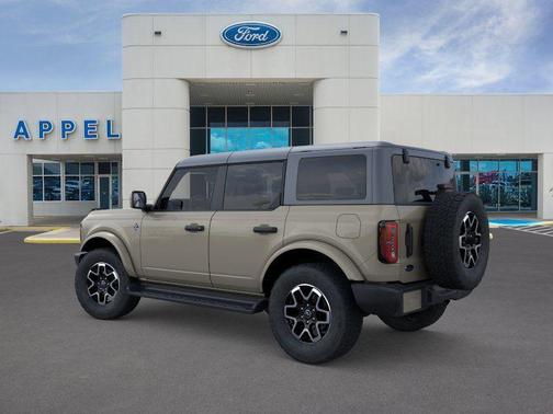 Desert Sand 2026 Ford Bronco Outer Banks