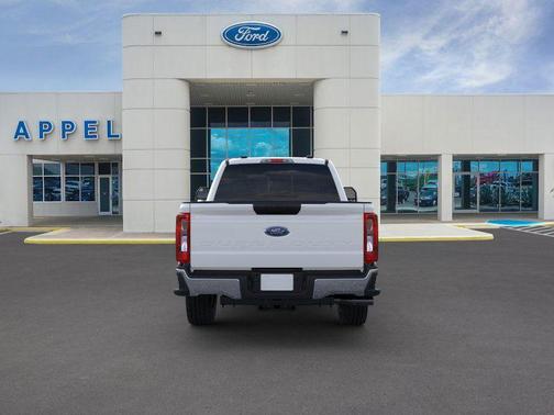 2025 Ford F-250 XLT