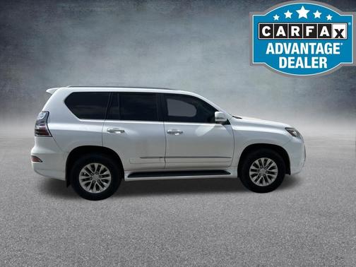 Starfire Pearl 2017 Lexus GX 460 Base