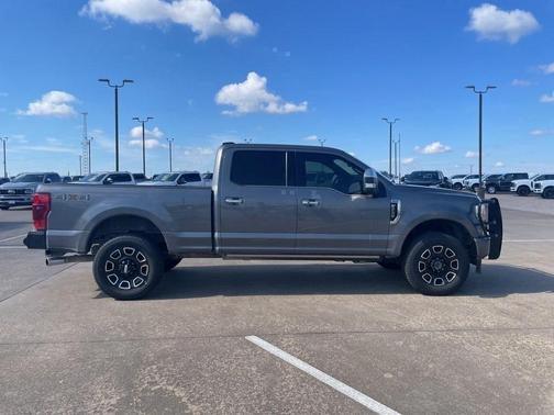 2022 Ford F-250 Platinum