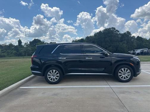 2025 Hyundai PALISADE SE