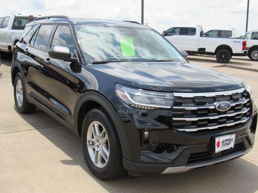 Black Metallic 2026 Ford Explorer Active