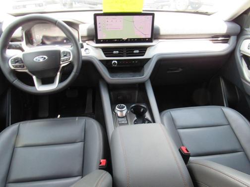 Black Metallic 2026 Ford Explorer Active