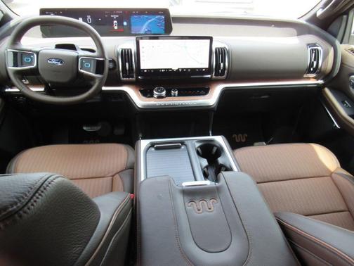 White Metallic 2026 Ford Expedition King Ranch