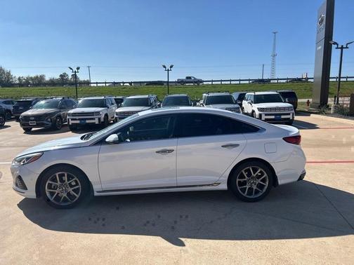 2018 Hyundai SONATA Sport 2.0T