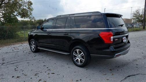 2022 Ford Expedition Max XLT