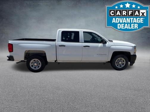 Summit White 2018 Chevrolet Silverado 1500 WT