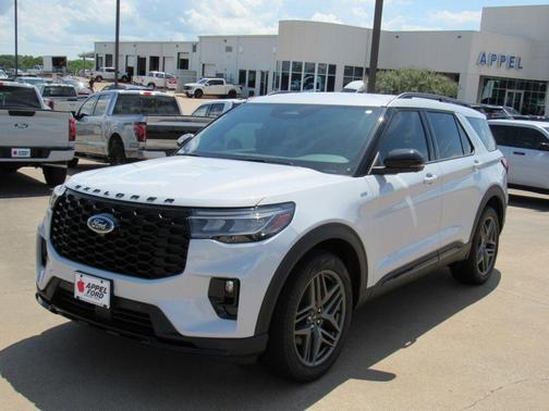 White 2026 Ford Explorer ST-Line