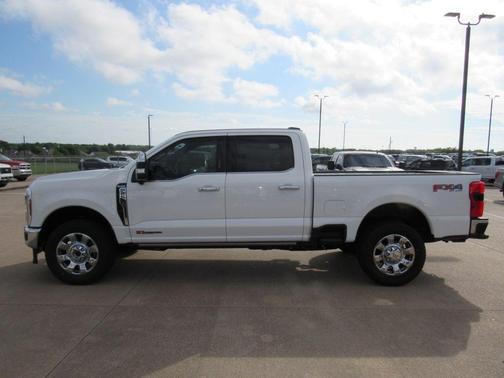 White Metallic 2026 Ford F-250 King Ranch