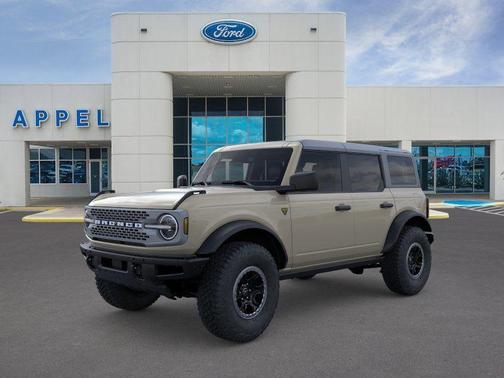 Desert Sand 2026 Ford Bronco Badlands